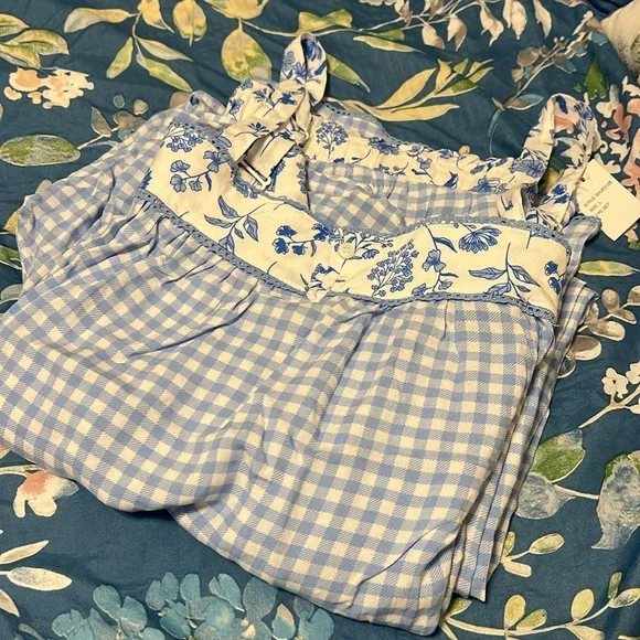 Crown & Ivy Light Blue Gingham Pajama Set - Picture 12 of 14